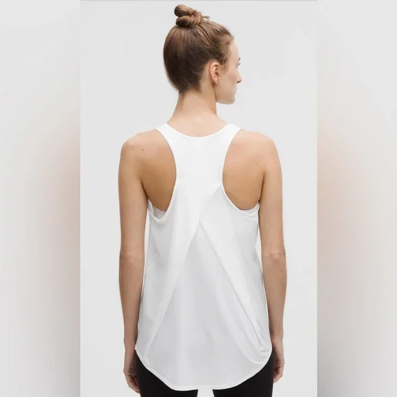 Lululemon NWT Essential Tank Top Pleated in White Size 14 - Picture 1 of 10